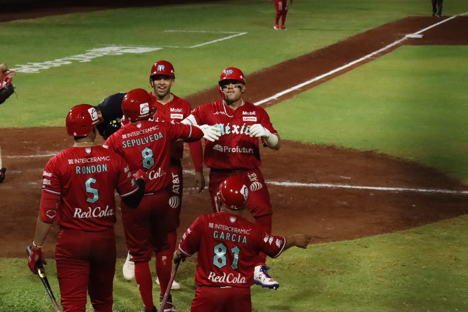 EN NOCHE DE DOS HOME RUNS Y SÓLIDO PITCHEO, DIABLOS GANA EL PRIMERO EN CAMPECHE