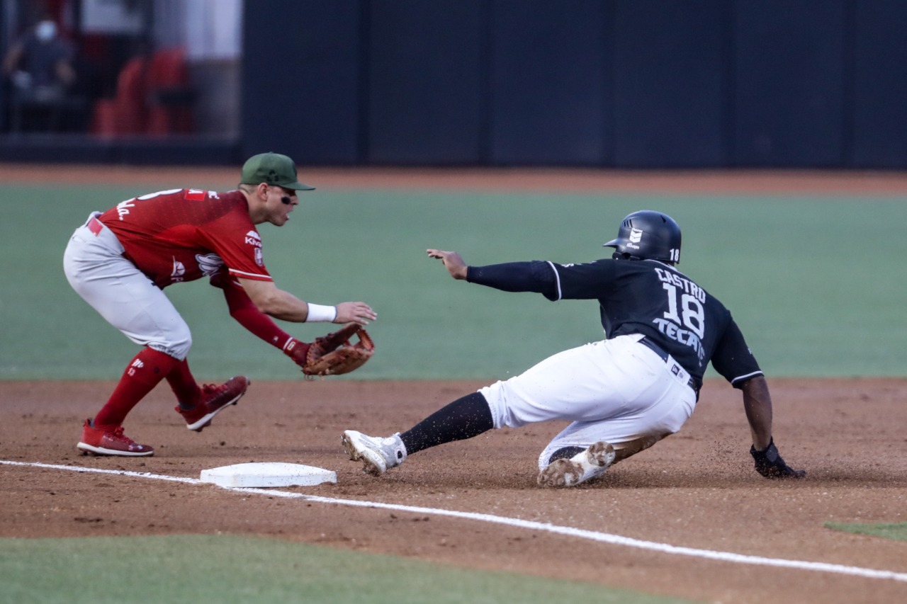 TOROS SE LLEVA LA SERIE EN TIJUANA