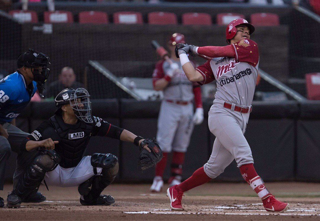 INTENSO EL 1RO DE LA SERIE DIABLOS VS TOROS