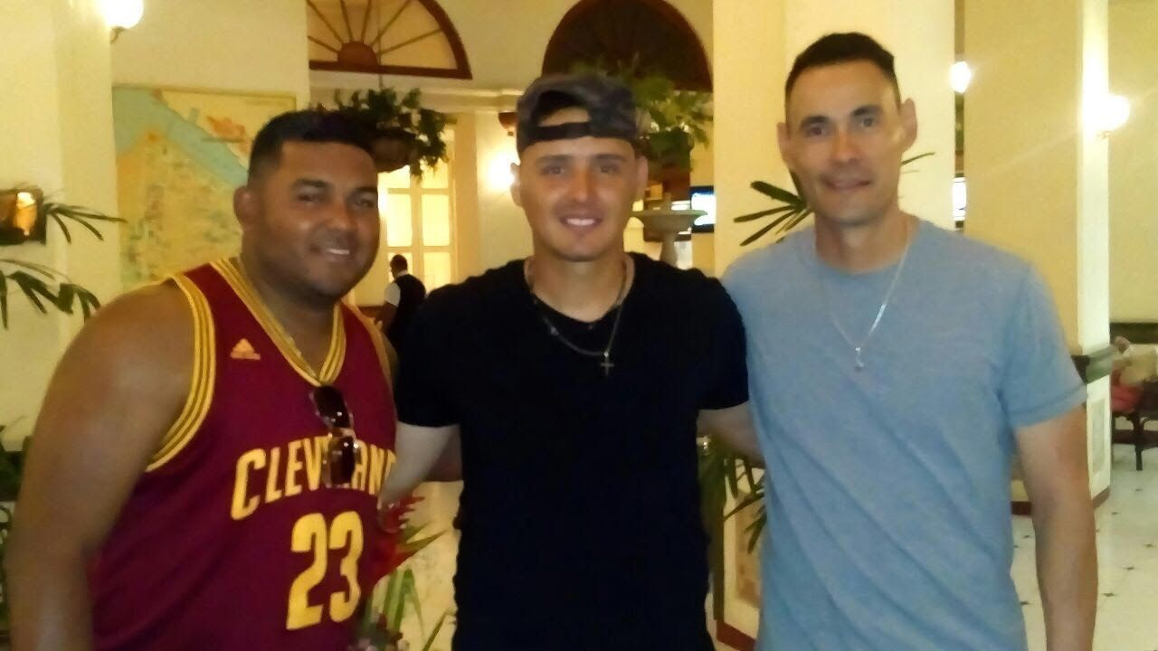 EL RELEVISTA JEAN MACHÍ REPORTÓ CON EL MÉXICO