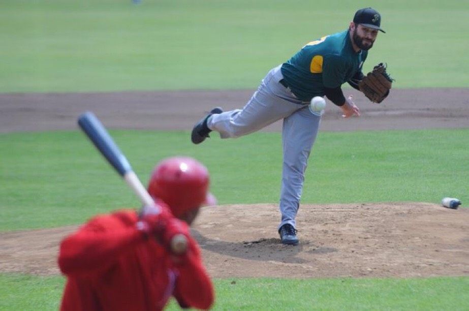 LOS PERICOS DE PUEBLA SE LLEVARON EL 1ER JUEGO EN PUEBLA
