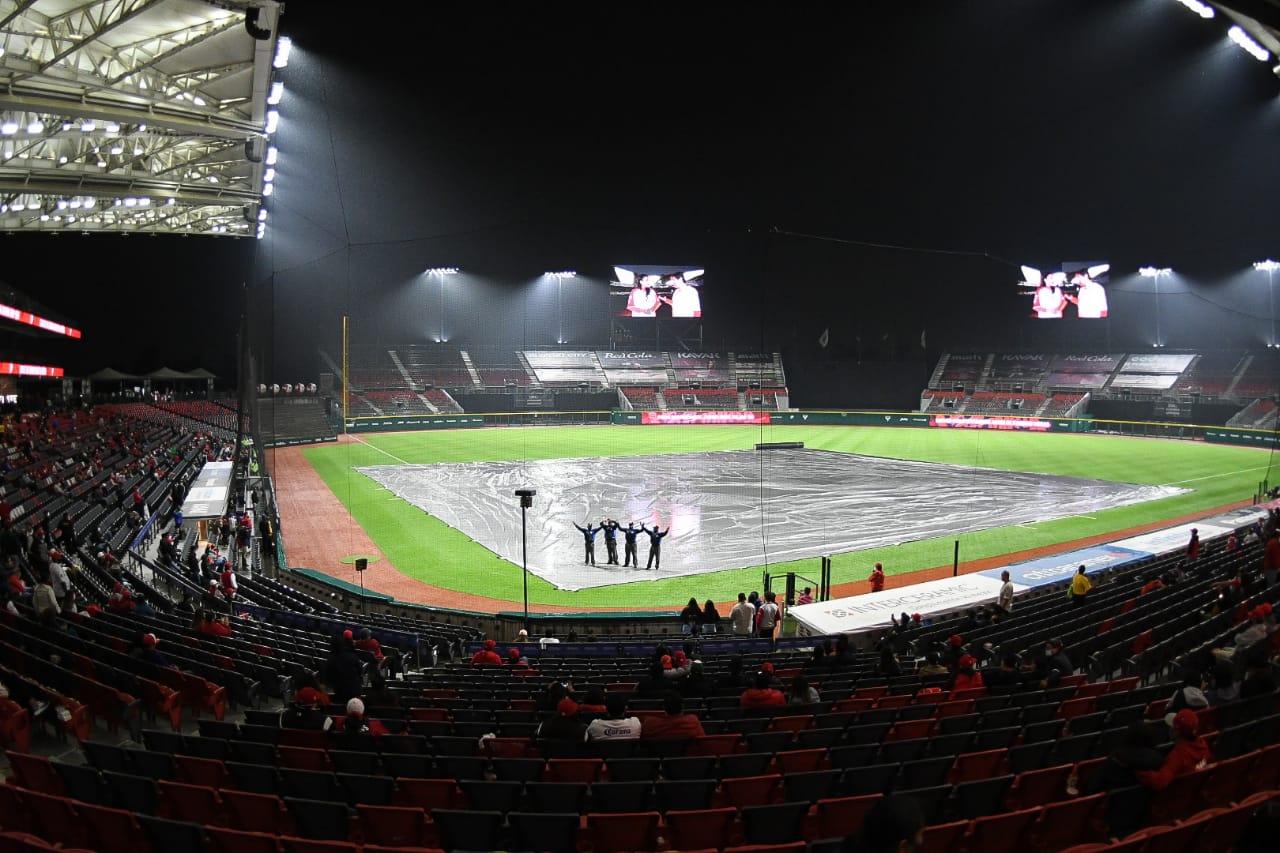 LA LLUVIA IMPIDIÓ CULMINAR LA SERIE VS OAXACA EN LA CAPITAL