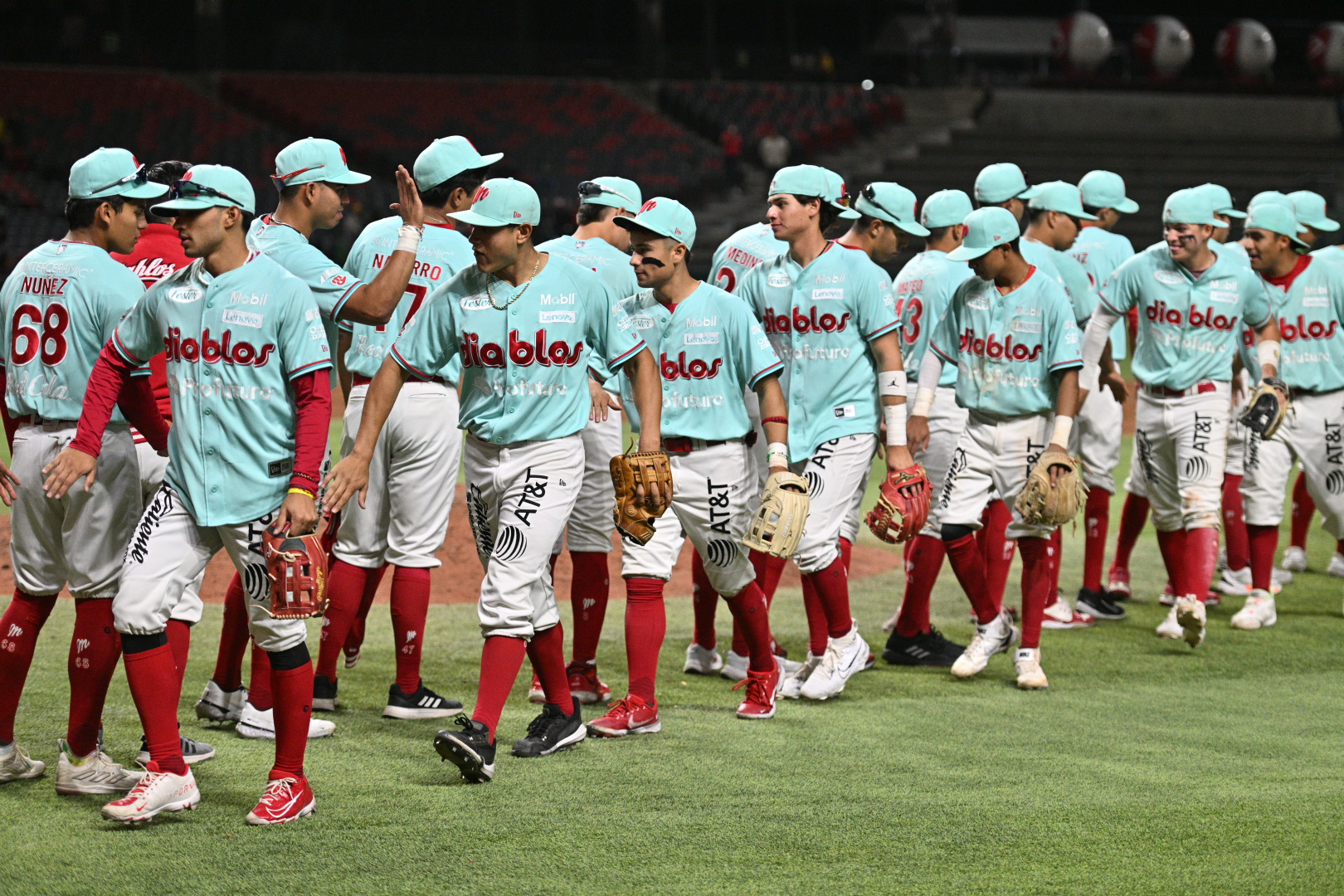 EN TARDE DE TRES HOME RUNS, DIABLOS LLEGA A 12 TRIUNFOS EN LA CAMPAÑA