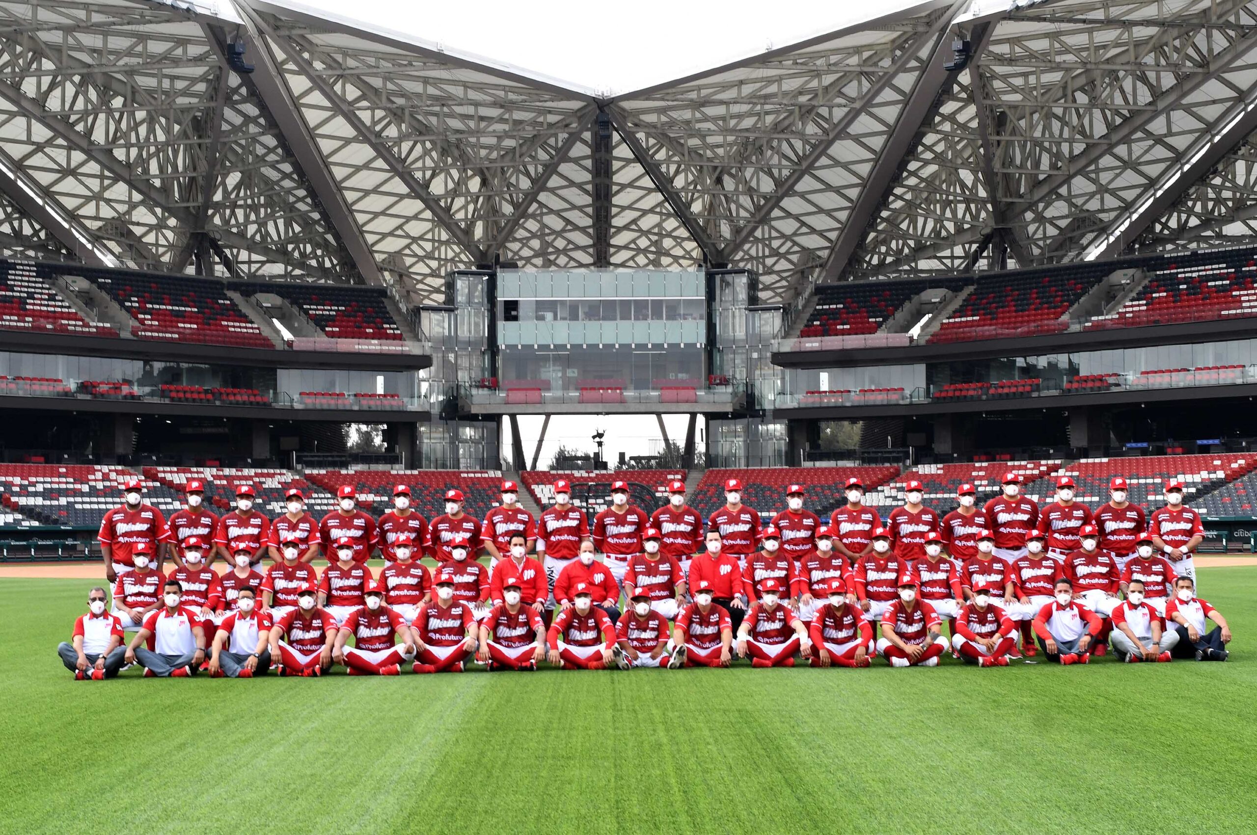 Diablos Rojos del México presenta  su roster para el juego inaugural  de la temporada 2021