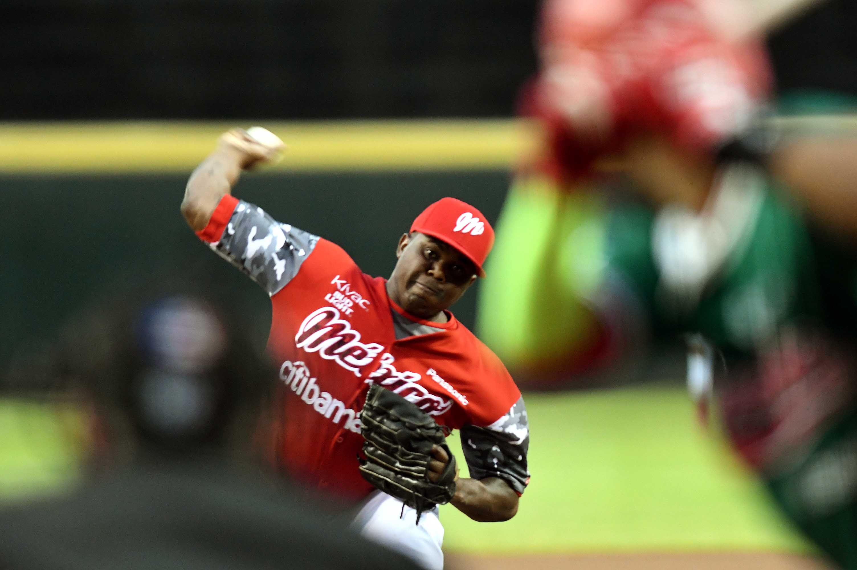 FRANKIE DE LA CRUZ SE PREPARA   PARA LA FINAL DEL SUR