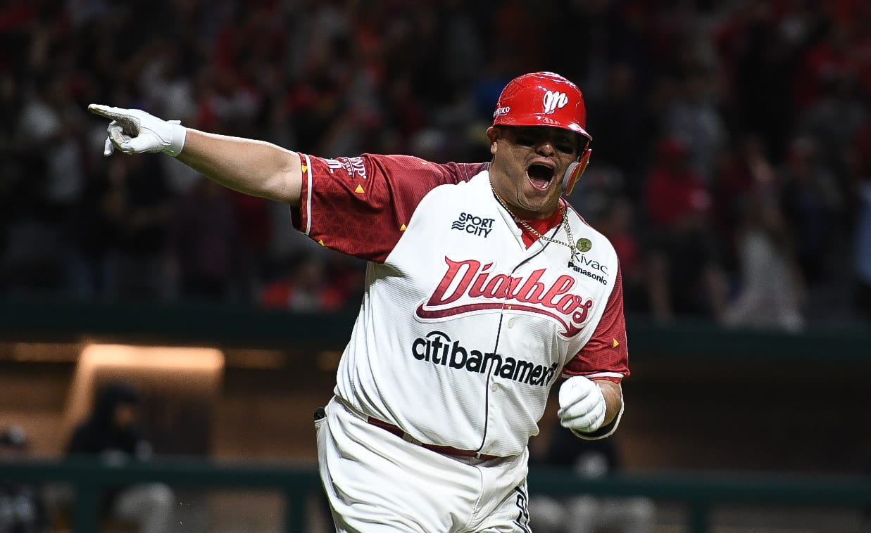 INICIÓ LA SERIE MÁS AÑEJA EN EL ESTADIO ALFREDO HARP HELÚ 