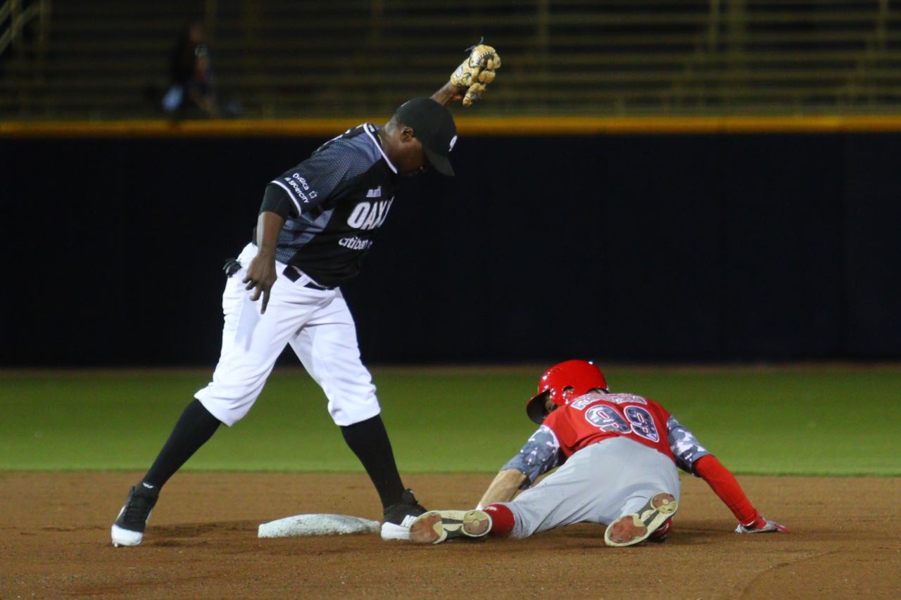 GUERREROS EN EXTRAINNINGS  SE IMPONE AL MÉXICO 
