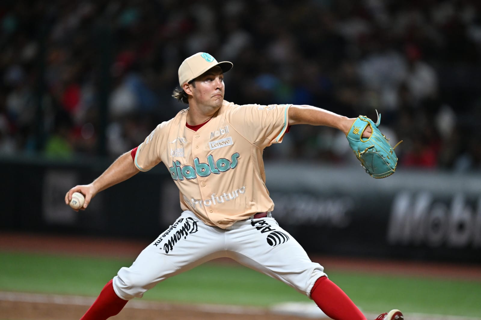 TREVOR BAUER LLEGA A 8 TRIUNFOS, DIABLOS GANA Y ROBINSON CANÓ SIGUE DE LÍDER DE BATEO