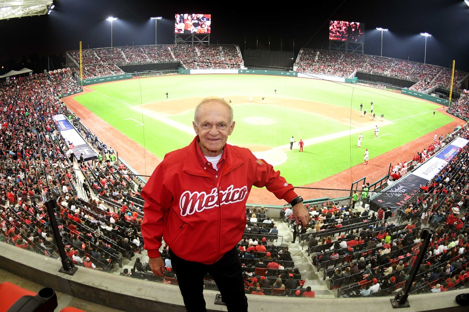 DON ALFREDO HARP HELÚ Y JUAN GABRIEL CASTRO SERÁN ENTRONIZADOS AL SALÓN DE LA FAMA DEL BEISBOL MEXICANO