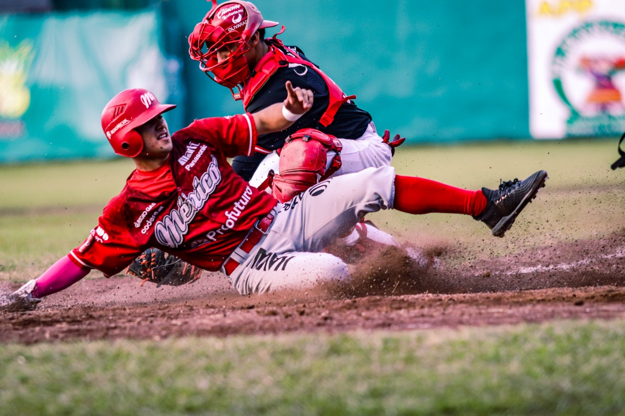 DIABLOS ROJOS CIERRA TEMPORADA REGULAR DE LIGA INVERNAL CON VICTORIA EN XALAPA
