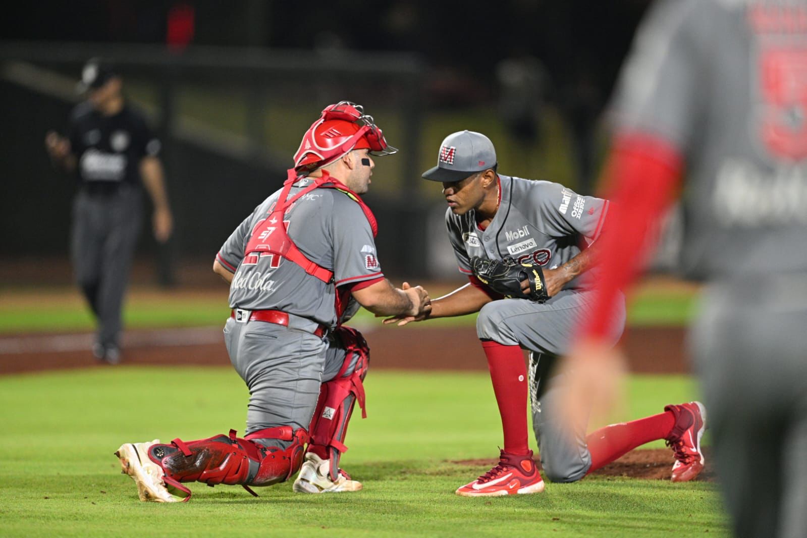 Diablos gana Juego 5, toma ventaja de 3-2 y amarra pase a la Serie de Zona
