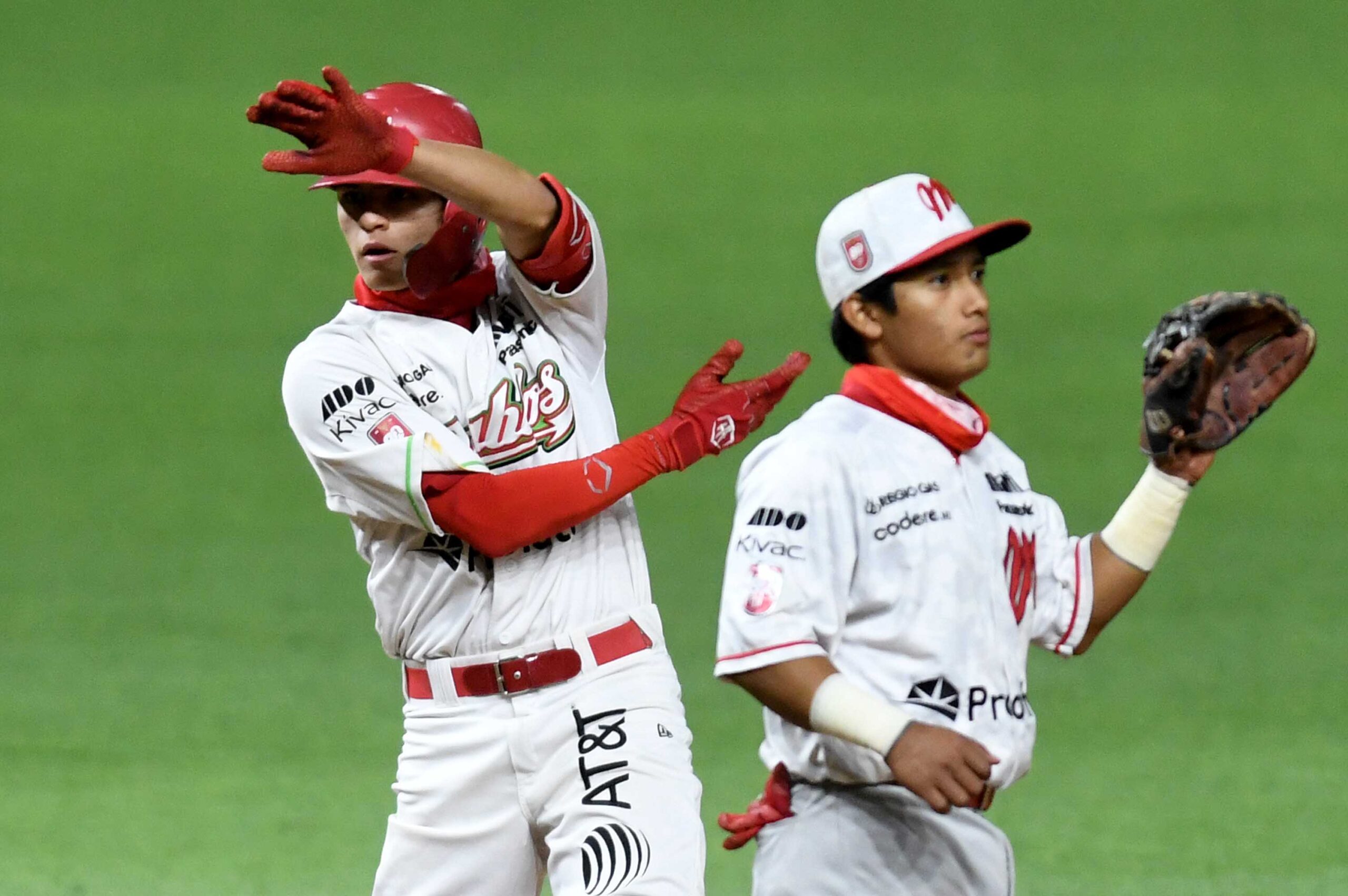 JOSÉ LUIS SANDOVAL SE LLEVÓ EL 1RO DE LA SERIE 11-5