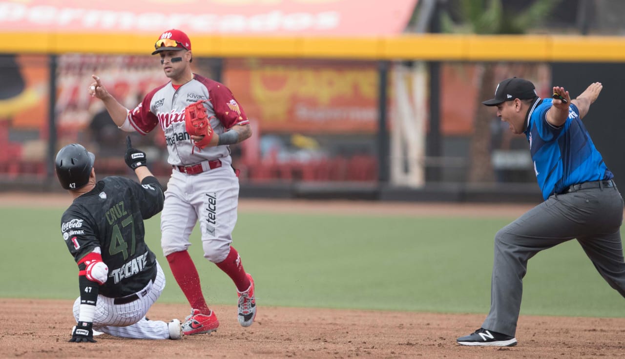 A LA DIABLA!!! CONCLUYÓ LA SERIE DIABLOS VS TOROS EN TIJUANA 