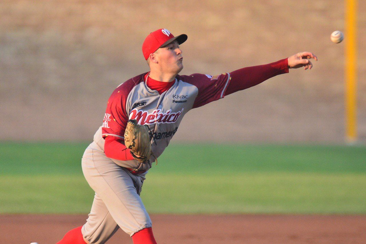 APRETADO DUELO EL 1RO DE LA SERIE MÉXICO VS UNIÓN LAGUNA