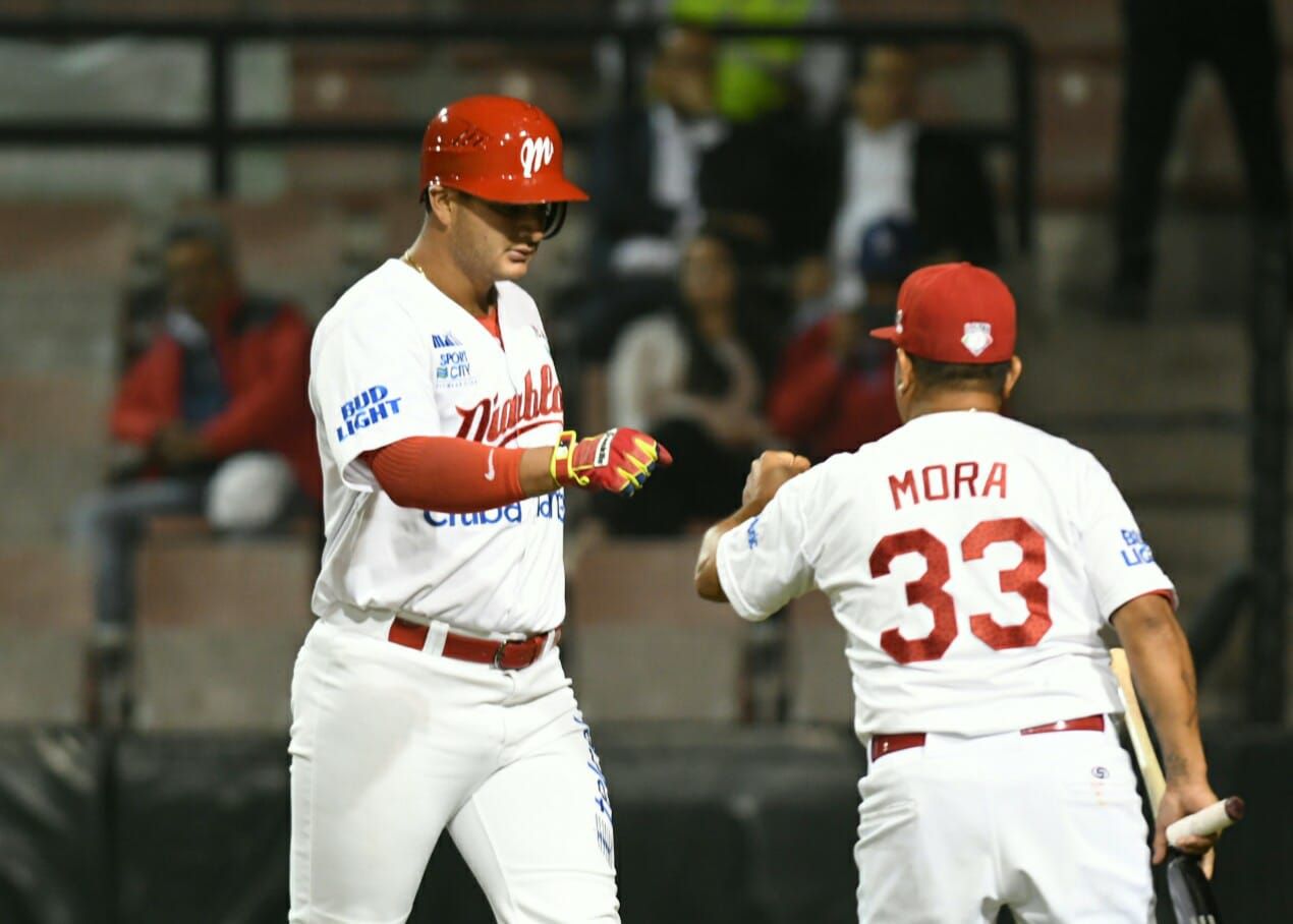 APOYADO CON DOS HR’S DE UREÑA, EL MÉXICO SE LLEVÓ LA VICTORIA