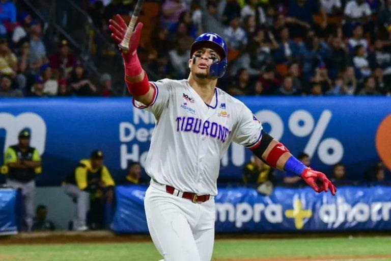 TRES INVITADOS EXTRANJEROS EN LA PRETEMPORADA DE LOS DIABLOS ROJOS