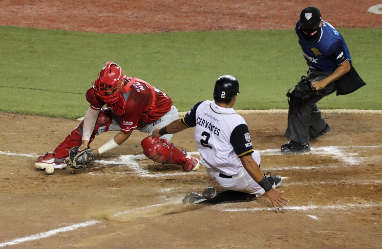GUERREROS GANA 7-6 A DIABLOS EN EL “TEMPLO BÉLICO”
