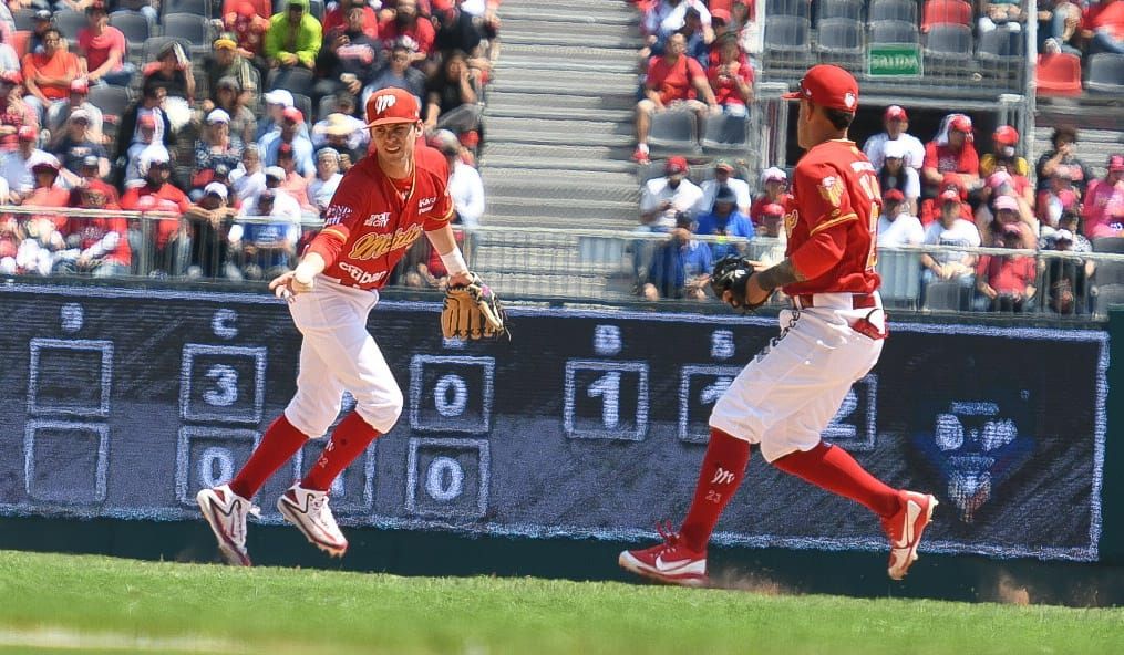 GRAN DUELO ENTRE LOS MEJORES PROSPECTOS DE PADRES VS DIABLOS EN EL ESTADIO AHH