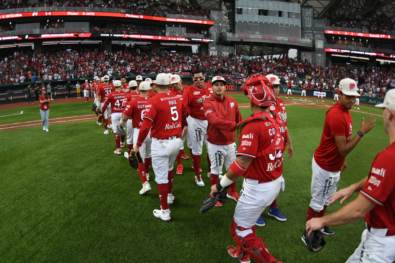 DIABLOS GANA EL TERCERO DE LA SERIE FRENTE A PIRATAS DE CAMPECHE