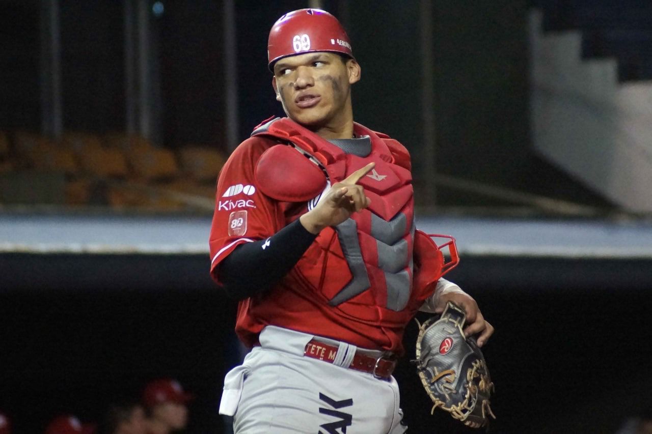 DIABLOS ROJOS SE ADELANTA EN LA SERIE POR EL TERCER LUGAR DE LA ZONA SUR