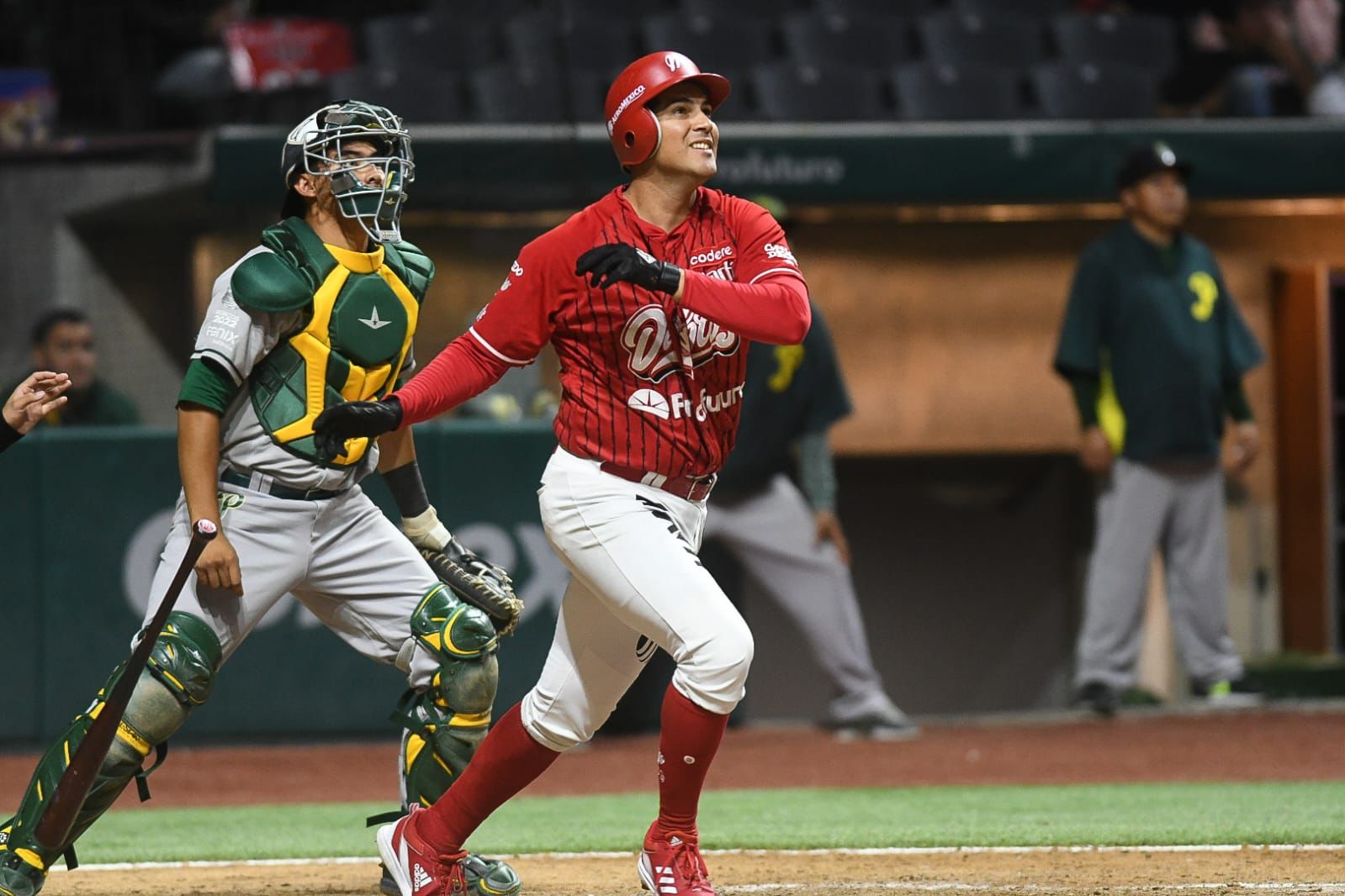 DIABLOS GANA AL ABRIR LA TEMPORADA 2022 DE LA LIGA INVERNAL