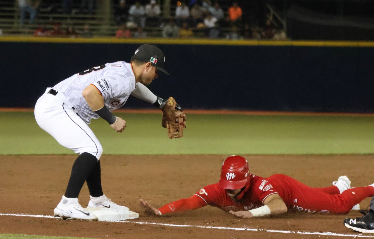 GUERREROS GANA EL PRIMER JUEGO EN 11 ENTRADAS