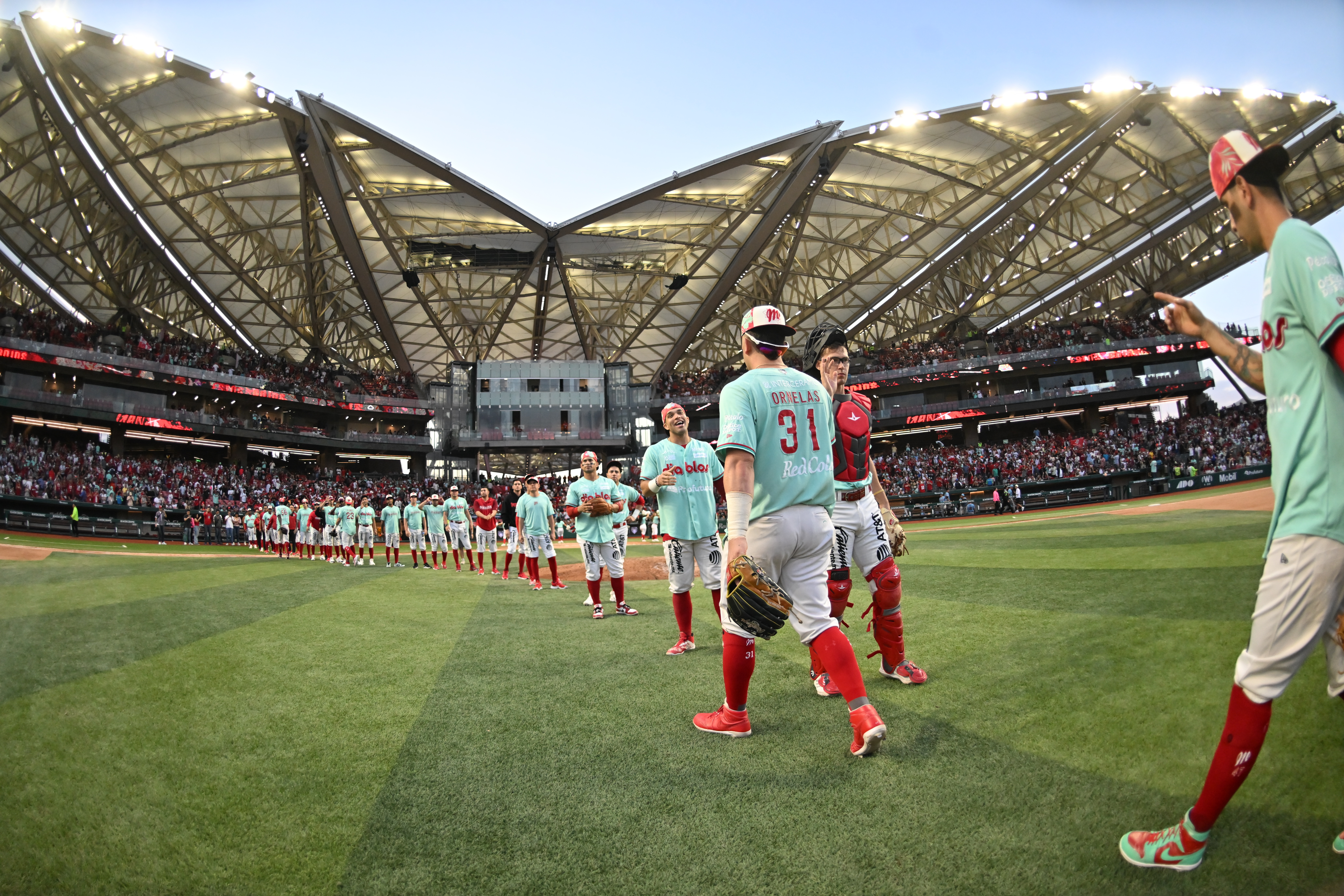 DIABLOS EXPLOTA A LA OFENSIVA Y MANTIENE DOMINIO SOBRE LOS TIGRES