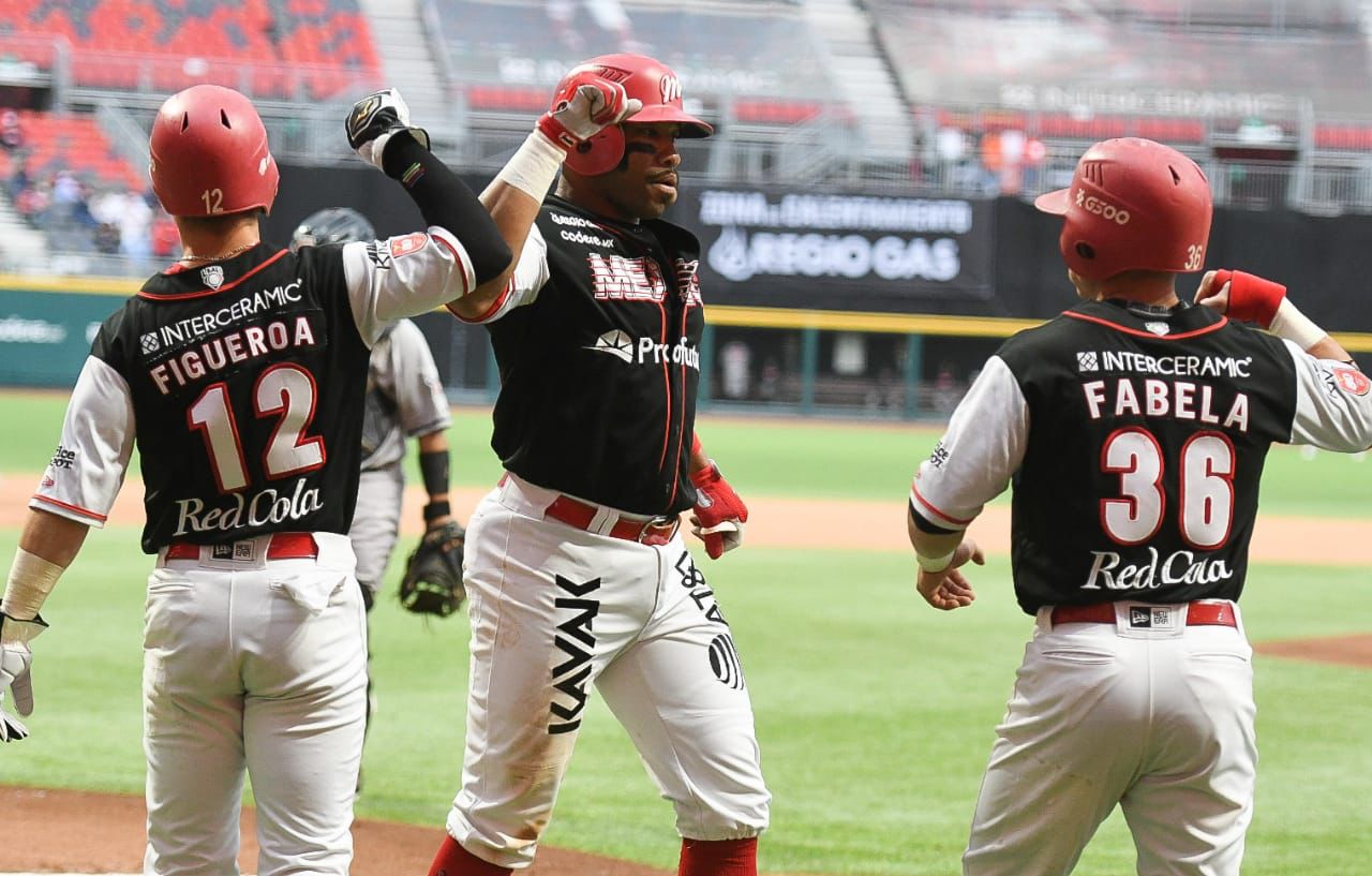 “Una gran experiencia”: Jon Singleton habla de su noche de tres home runs