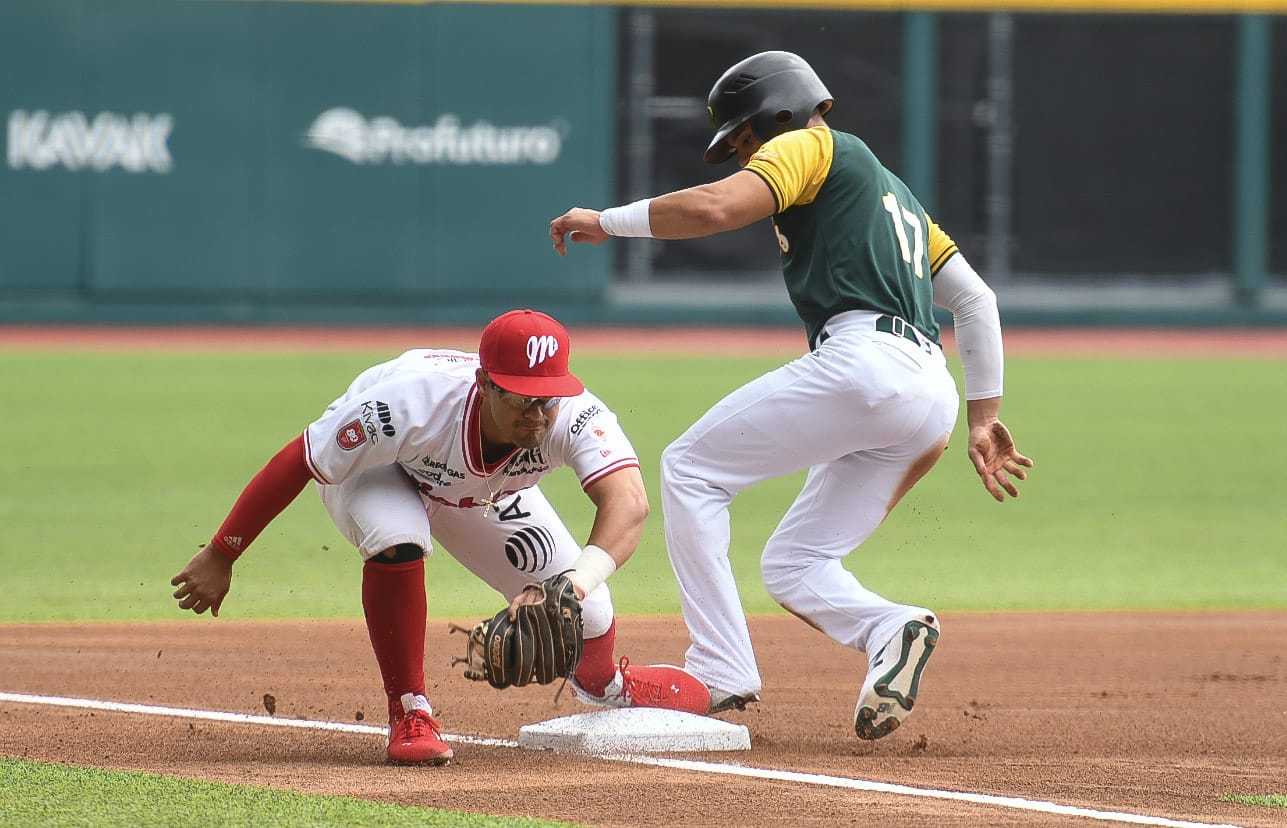 PERICOS SE LLEVA LA SERIE EN LA CDMX