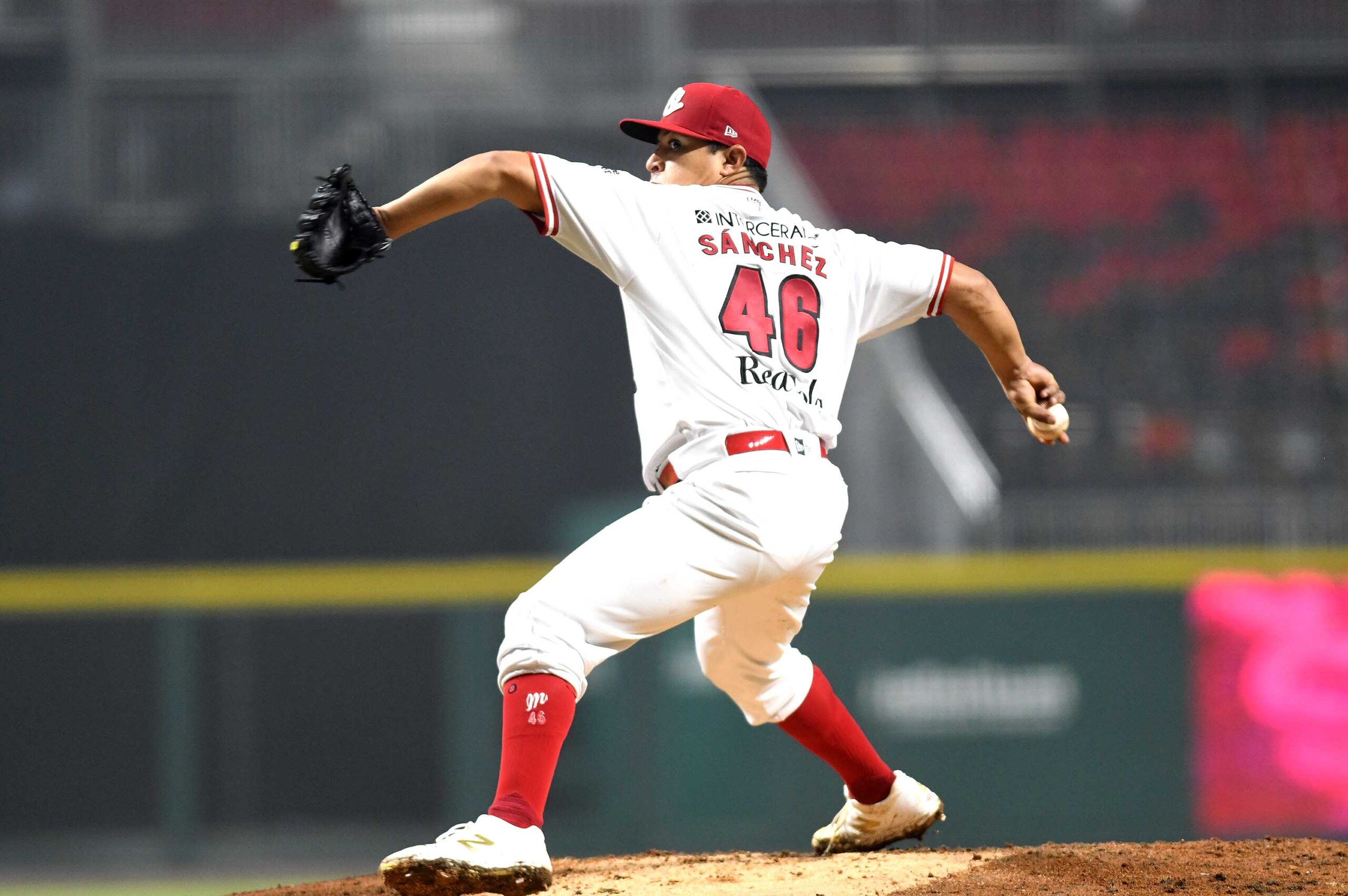 Diablos recibe a Olmecas para despegar en la punta