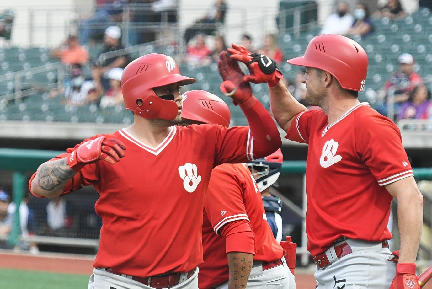 DIABLOS ROJOS ARRANCA JUEGOS CON TRIUNFO EN LAREDO