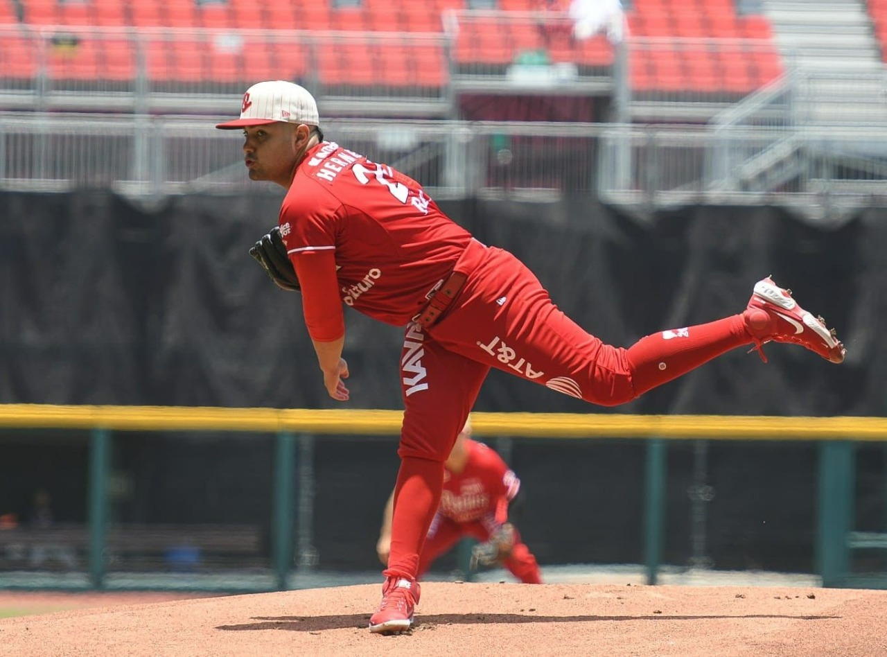 ALEMAO HERNÁNDEZ ABRE JUEGO DE LA FINAL DOMINICANA