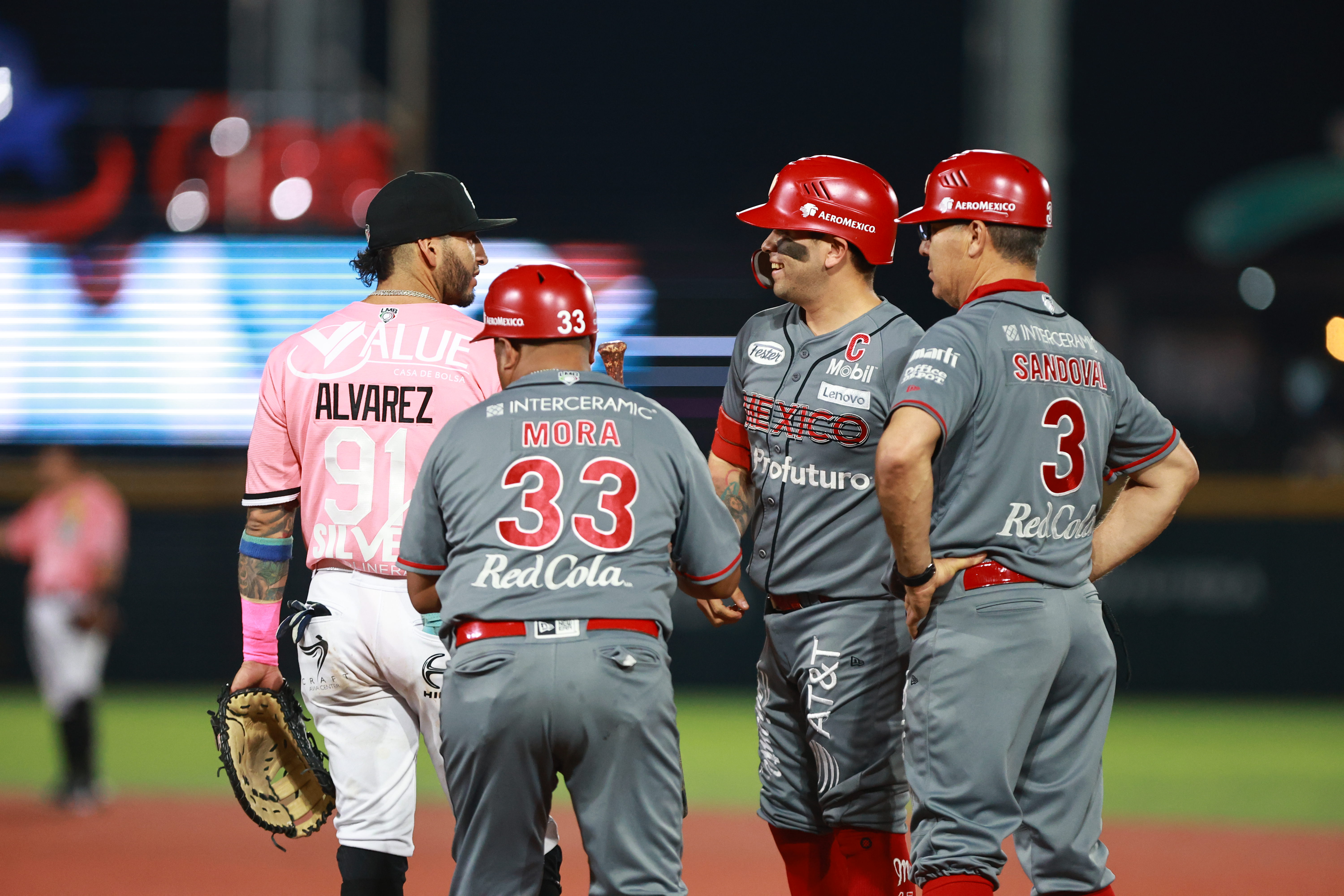 Mariachis se lleva el primer juego de la serie