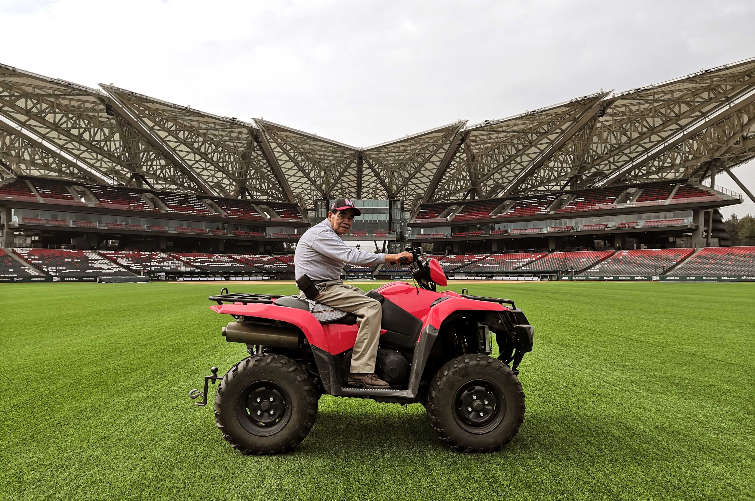 Hasta luego don Martín Vidal, el ‘Ángel Guardián’ de los campos de juego de los Diablos Rojos