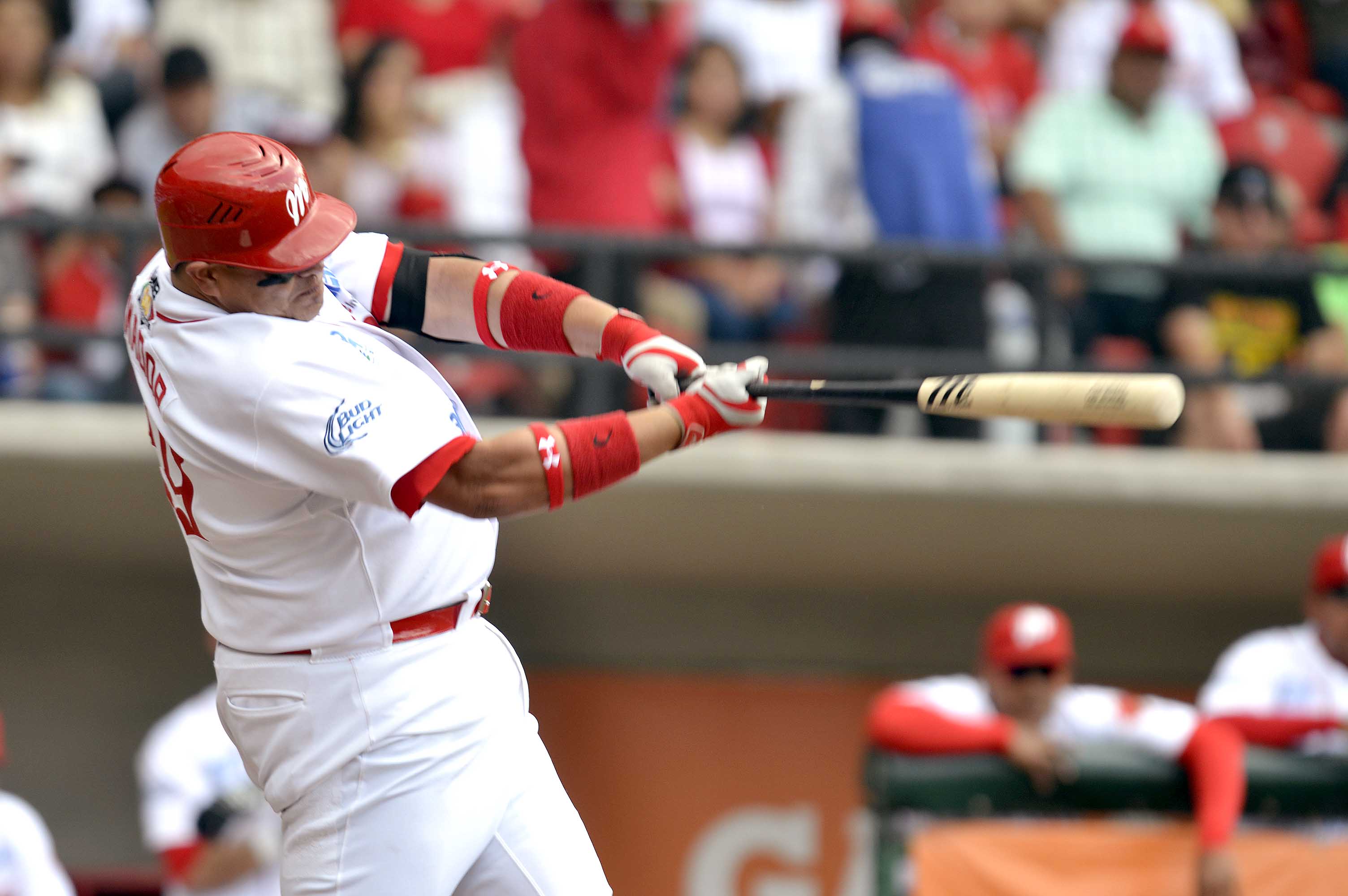 EL GIGANTE DE MULEGÉ SE UNE A LOS DIABLOS