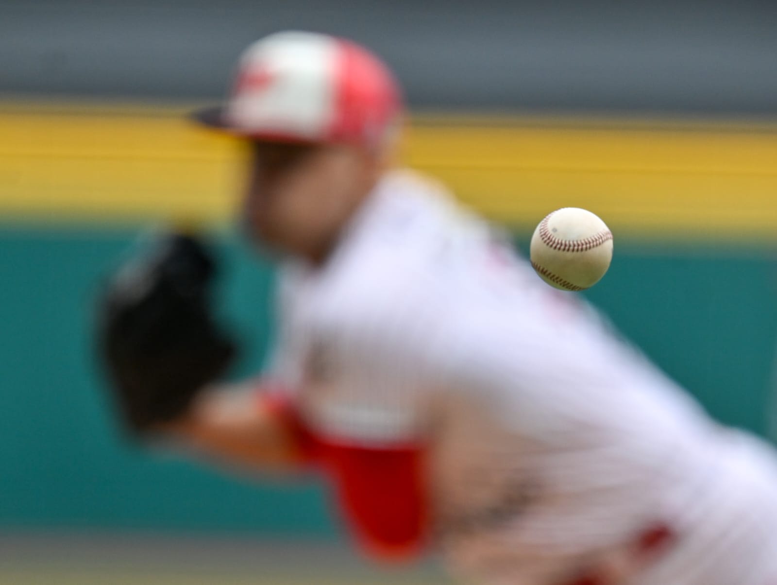 DIABLOS AMARRA PASE A PLAYOFFS.